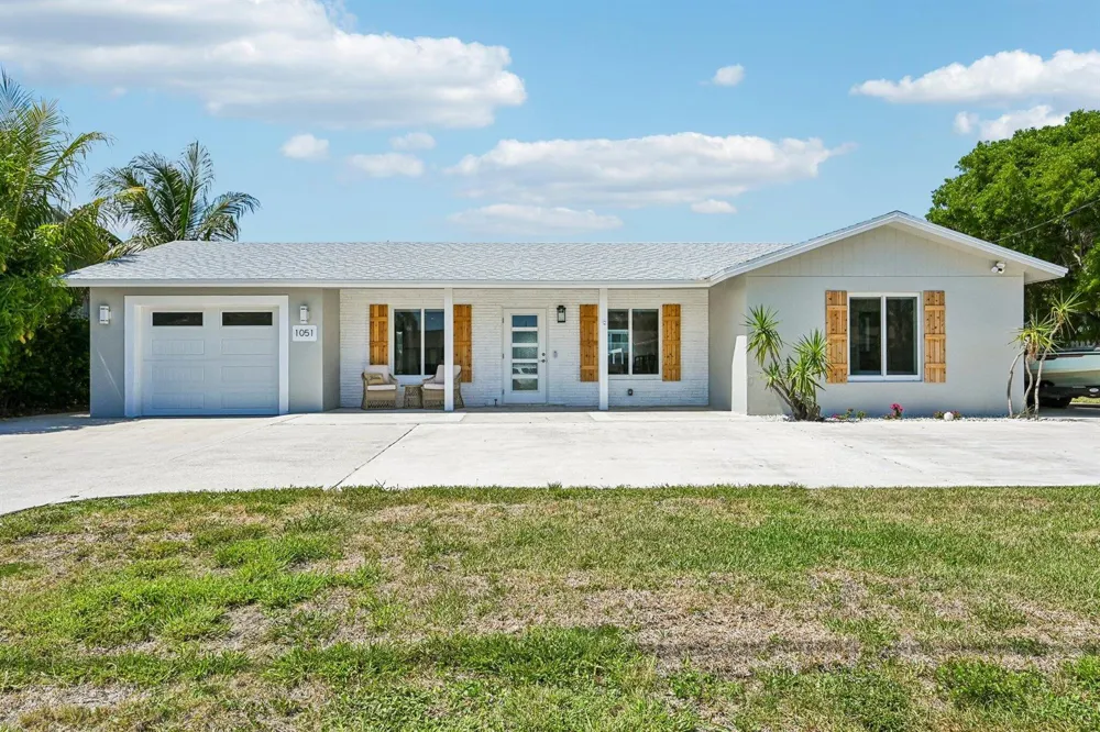 1051 SW 25th Avenue Boynton Beach, FL 33426