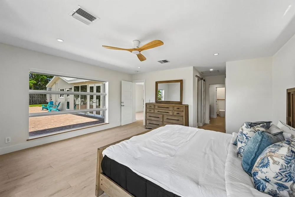 1051 SW 25th Avenue Boynton Beach, FL 33426