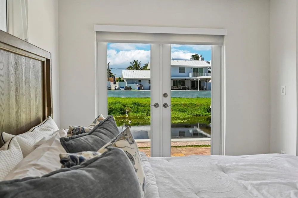 1051 SW 25th Avenue Boynton Beach, FL 33426