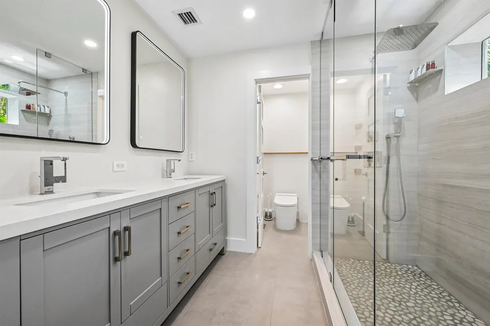1051 SW 25th Avenue Boynton Beach, FL 33426