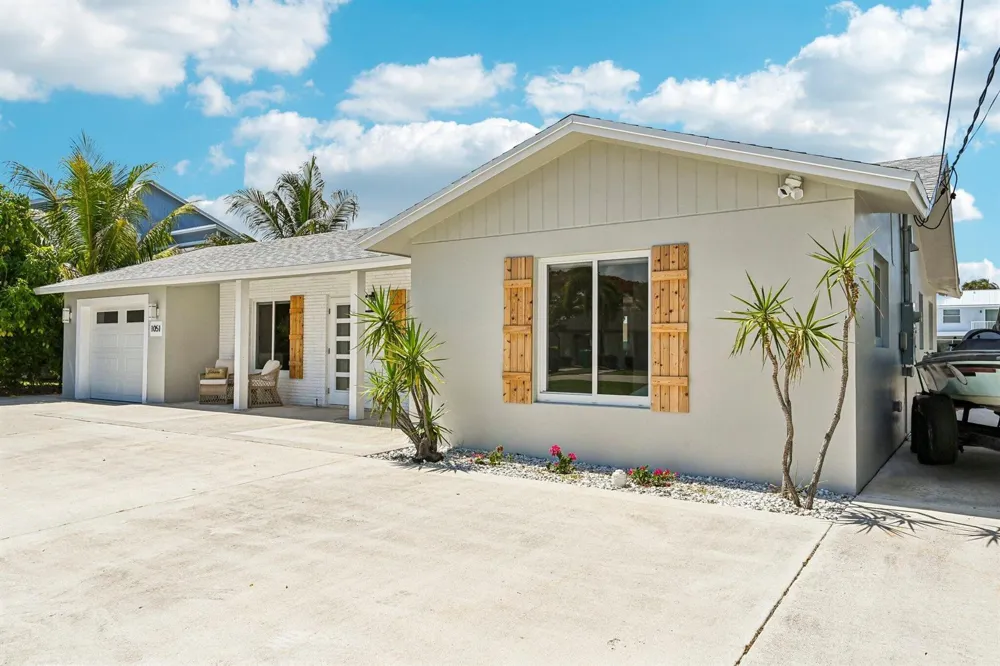 1051 SW 25th Avenue Boynton Beach, FL 33426