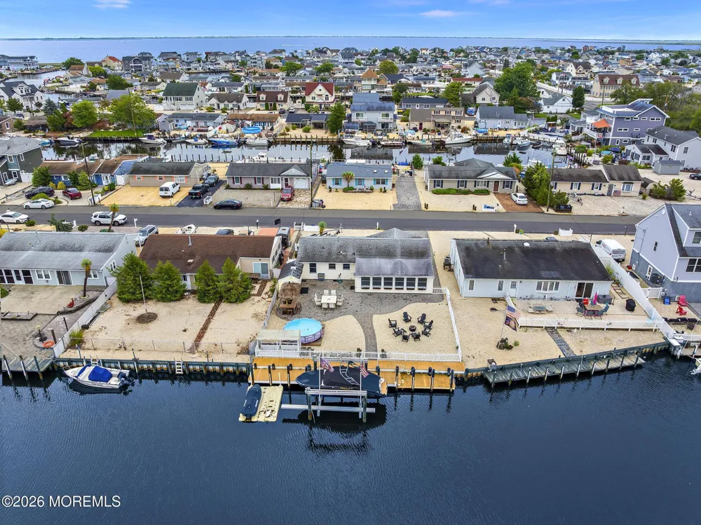 107 Irvington Road Barnegat, NJ 08005