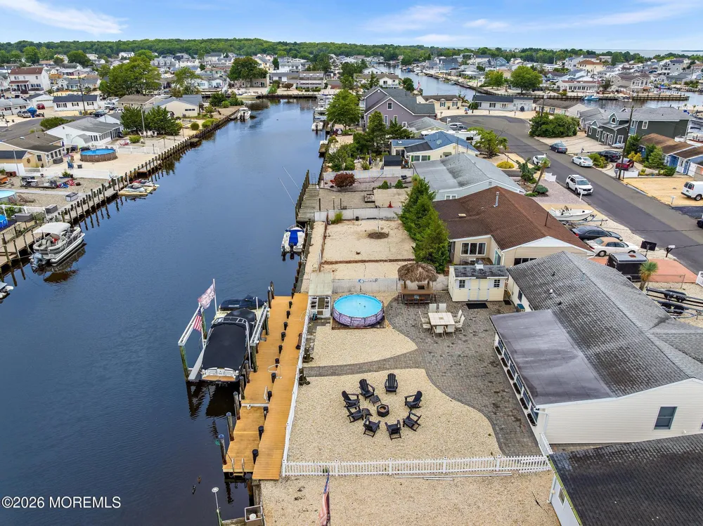 107 Irvington Road Barnegat, NJ 08005