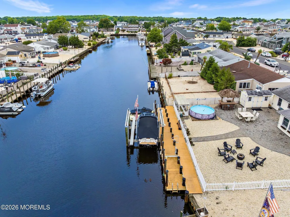 107 Irvington Road Barnegat, NJ 08005