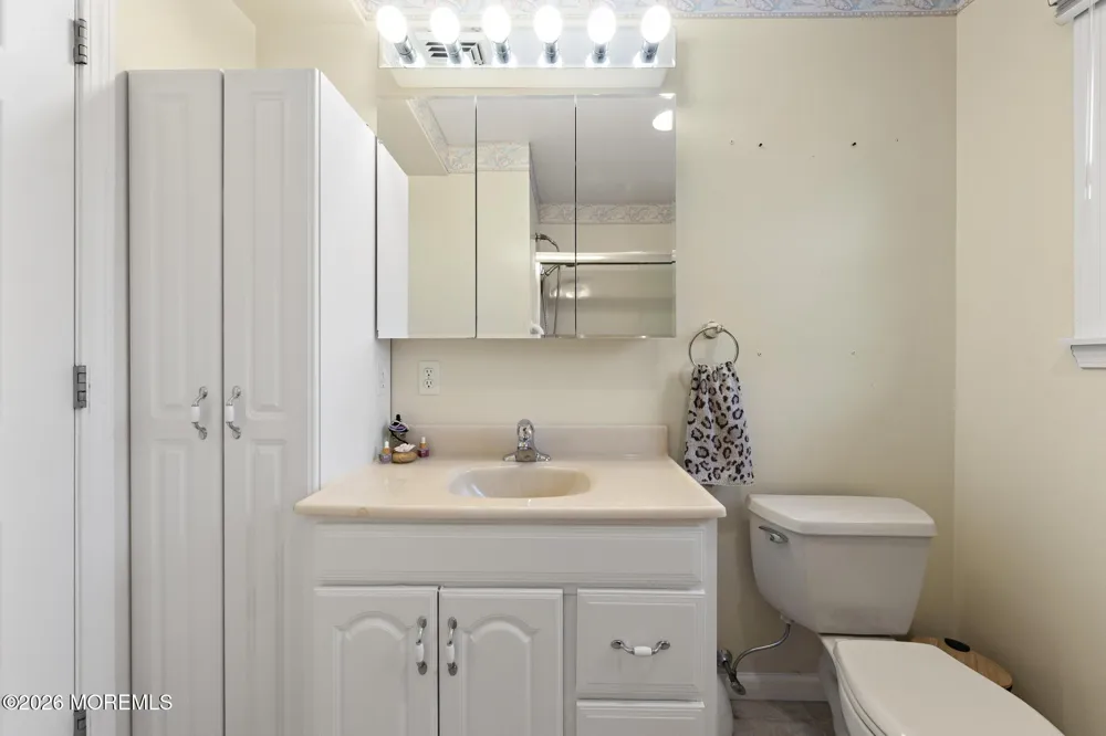 107 Irvington Road Barnegat, NJ 08005