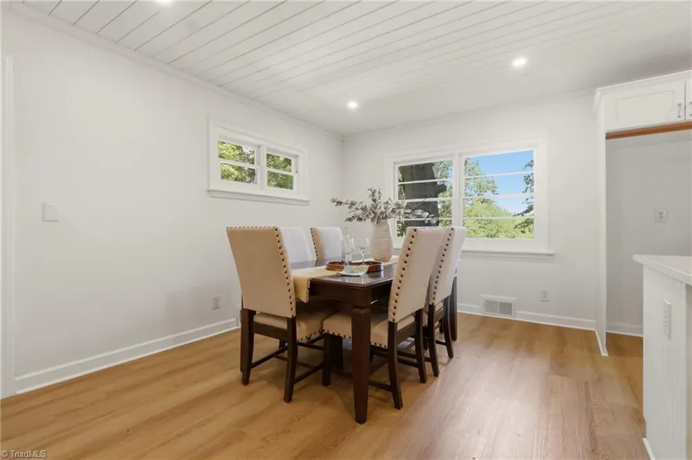 334 Country Lane Mocksville, NC 27028