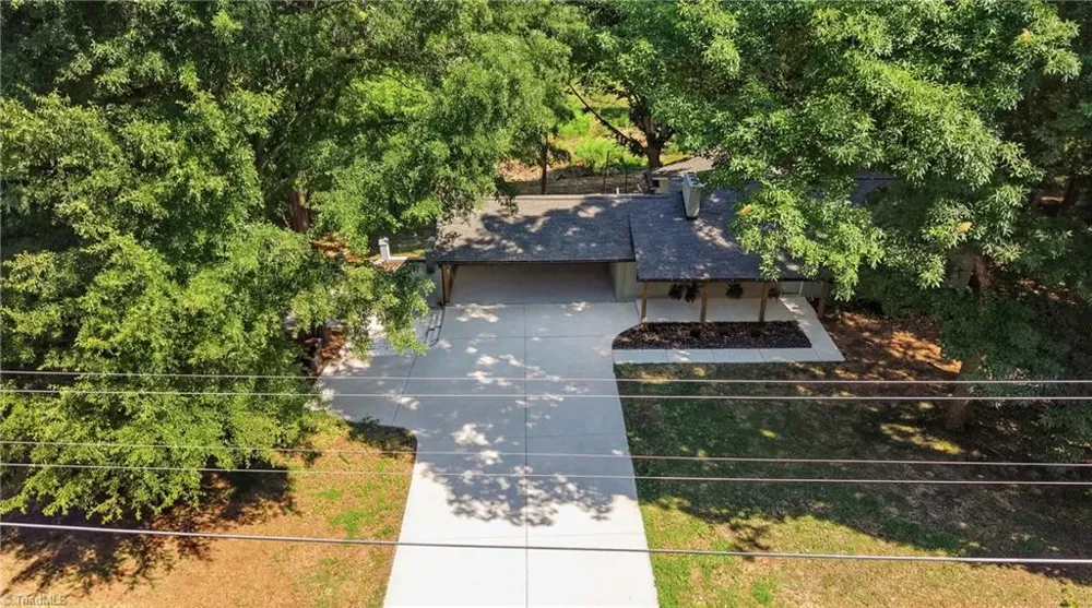 334 Country Lane Mocksville, NC 27028