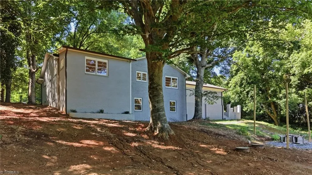 334 Country Lane Mocksville, NC 27028