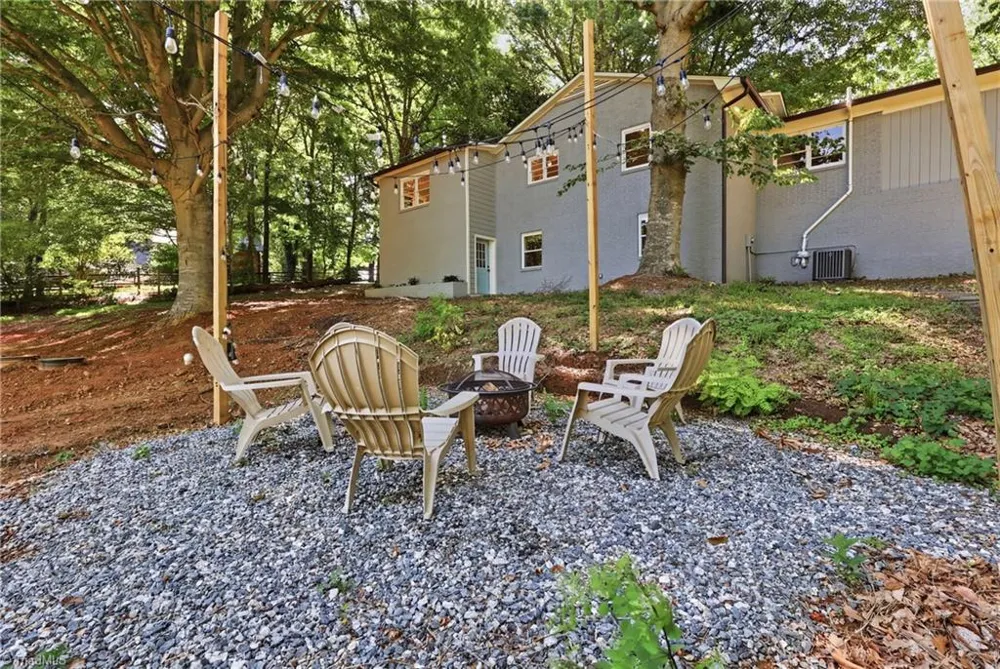 334 Country Lane Mocksville, NC 27028