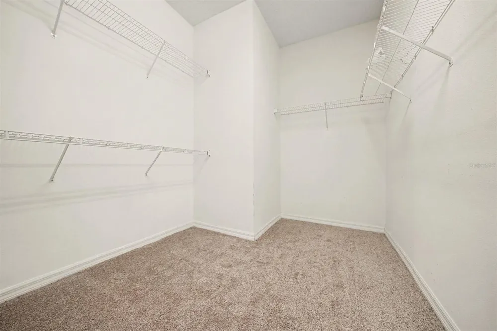 8257 BAYWOOD VISTA DRIVE Orlando, FL 32810