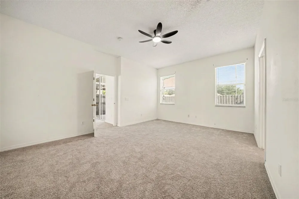 8257 BAYWOOD VISTA DRIVE Orlando, FL 32810