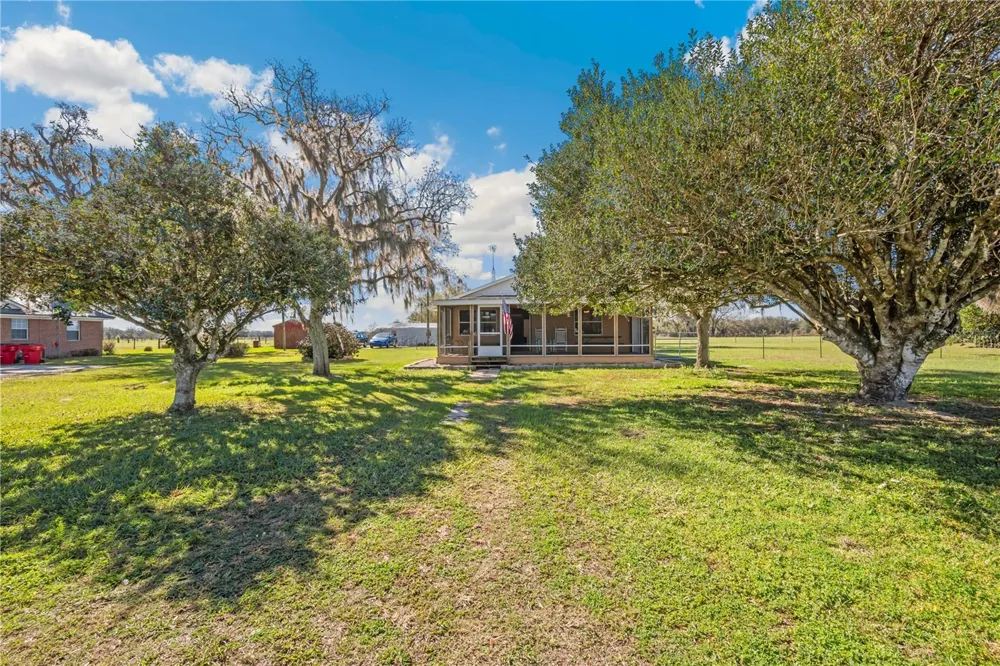 Address Not Shown Webster, FL 33597