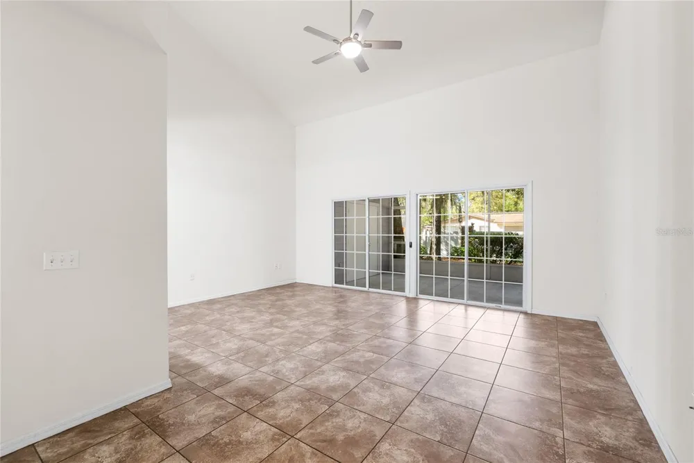 1571 NW 29TH ROAD #3 Gainesville, FL 32605