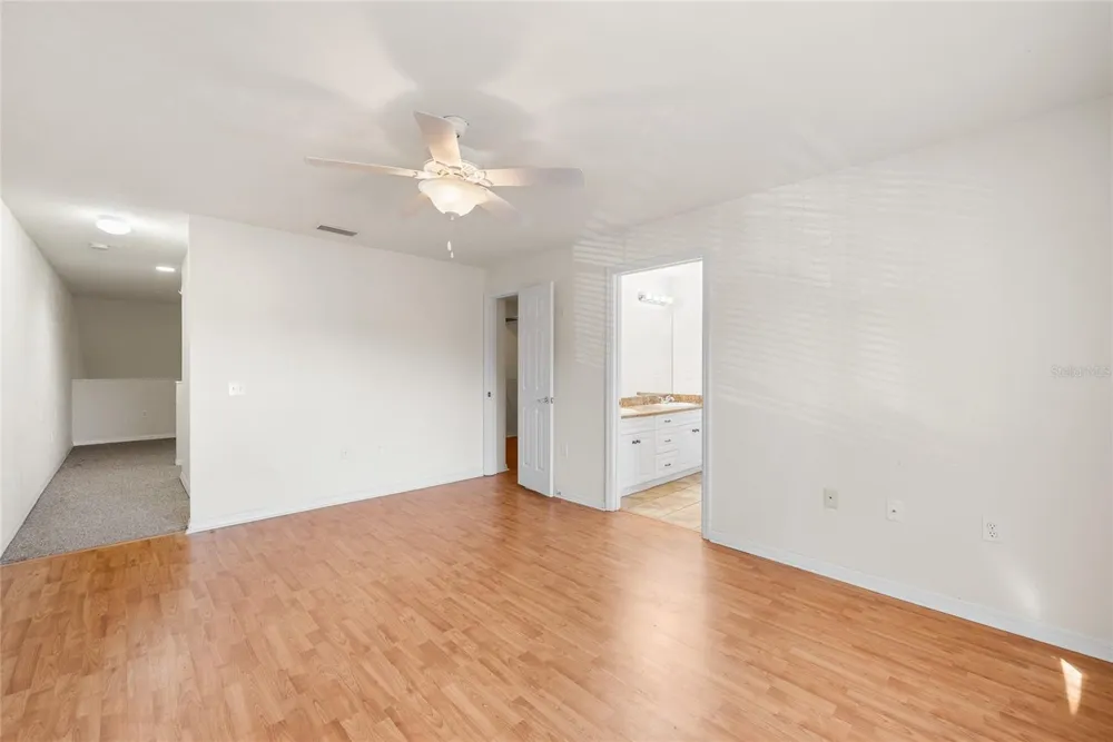1571 NW 29TH ROAD #3 Gainesville, FL 32605