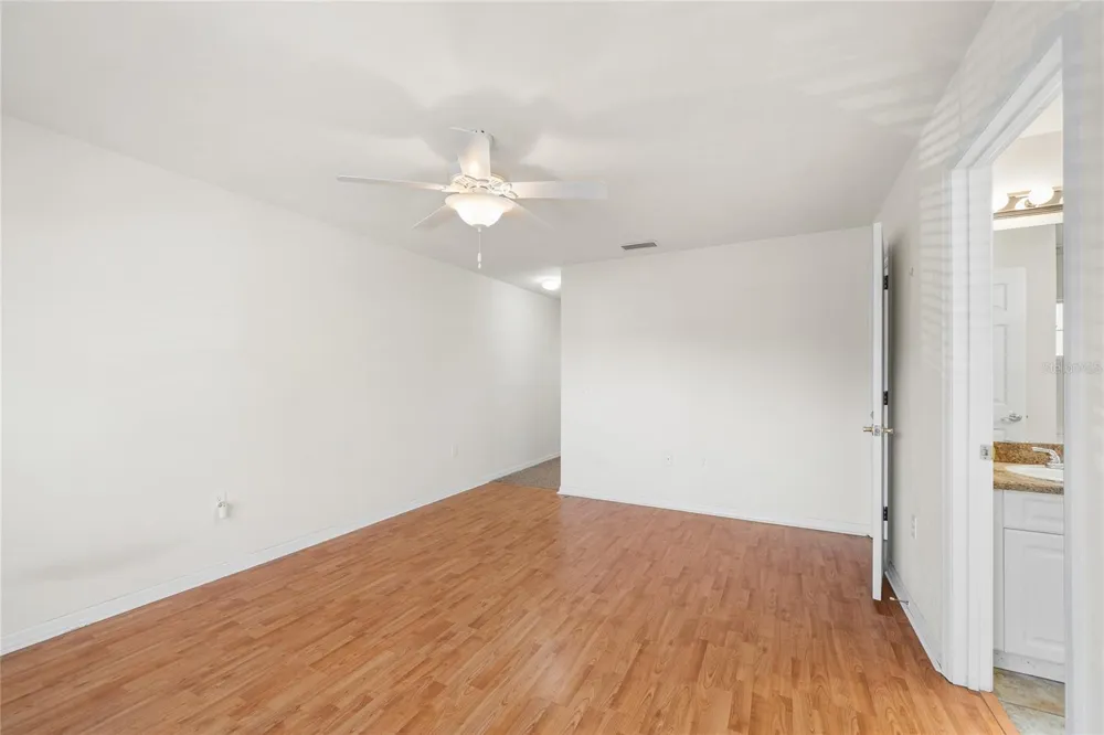 1571 NW 29TH ROAD #3 Gainesville, FL 32605