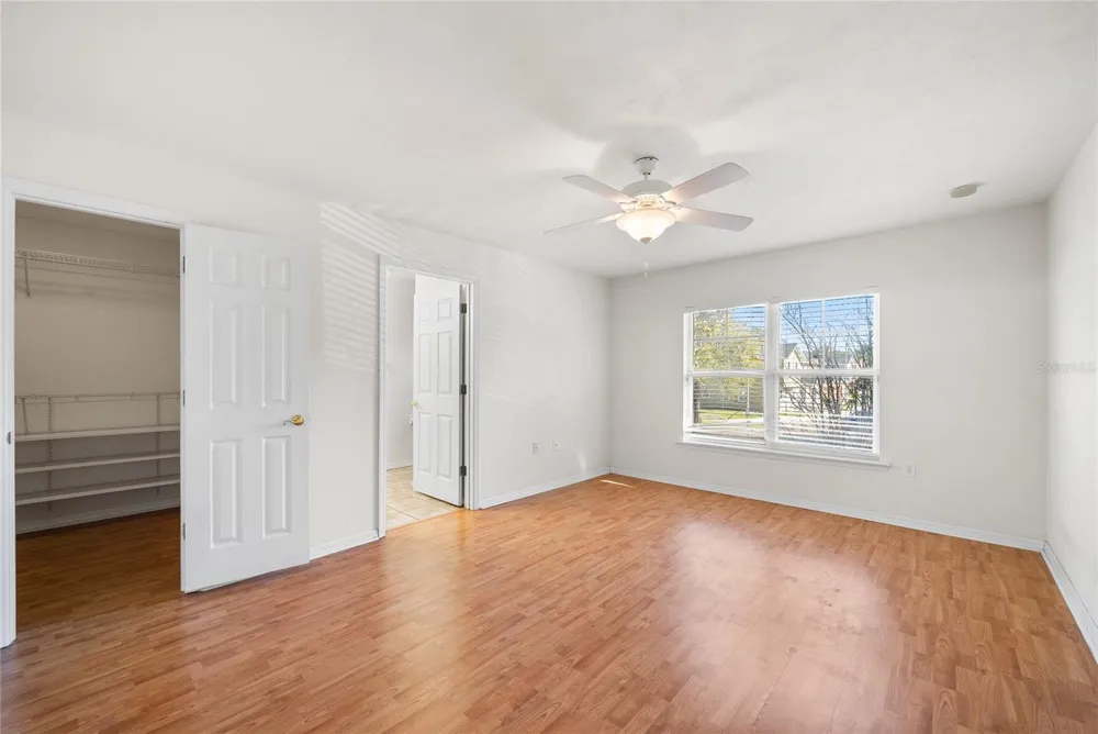 1571 NW 29TH ROAD #3 Gainesville, FL 32605