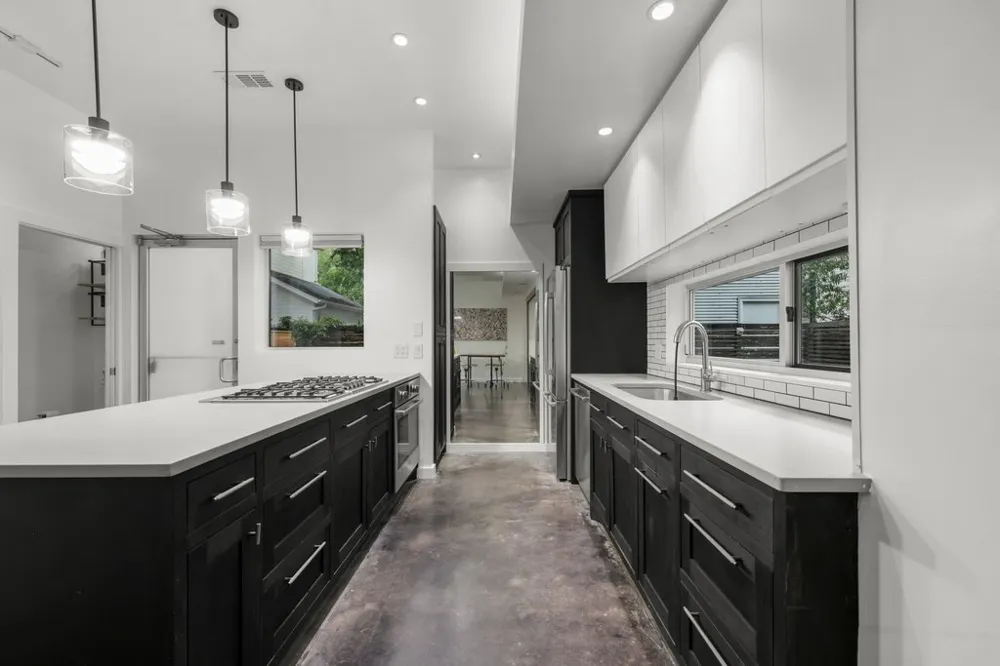 2008 Riverview Street #B Austin, TX 78702