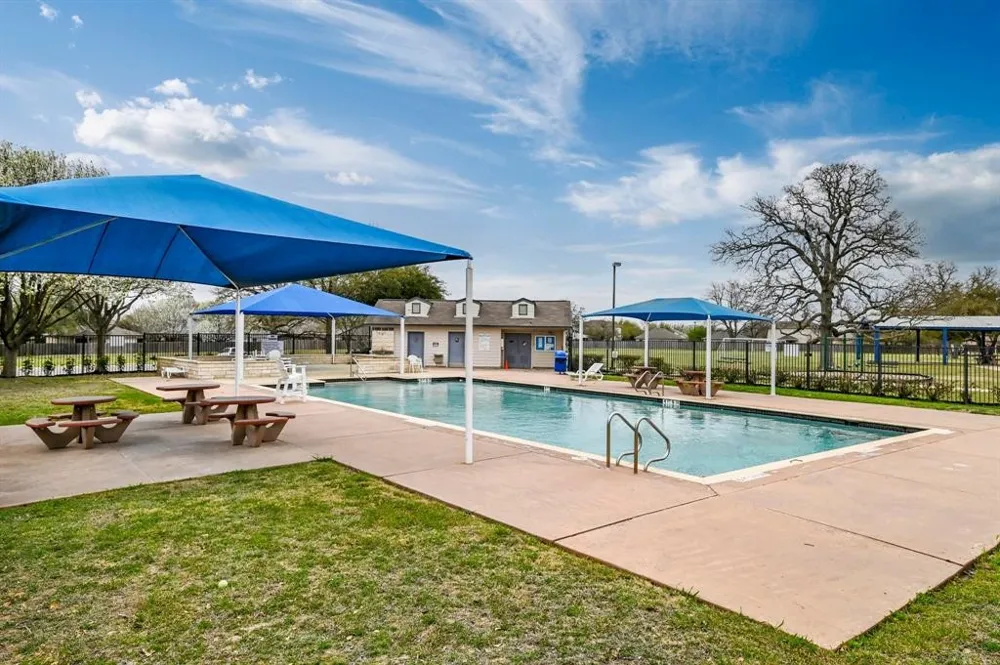 104 Brentwood Drive Leander, TX 78641