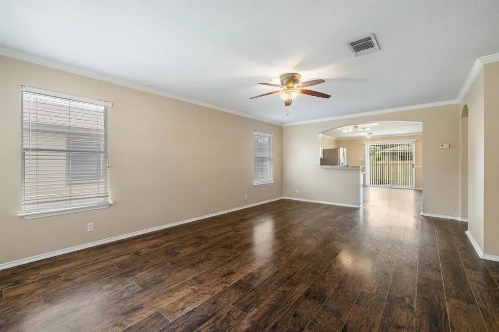 104 Brentwood Drive Leander, TX 78641