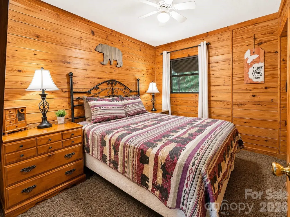 218 Tuskeegee Acres Road Robbinsville, NC 28771