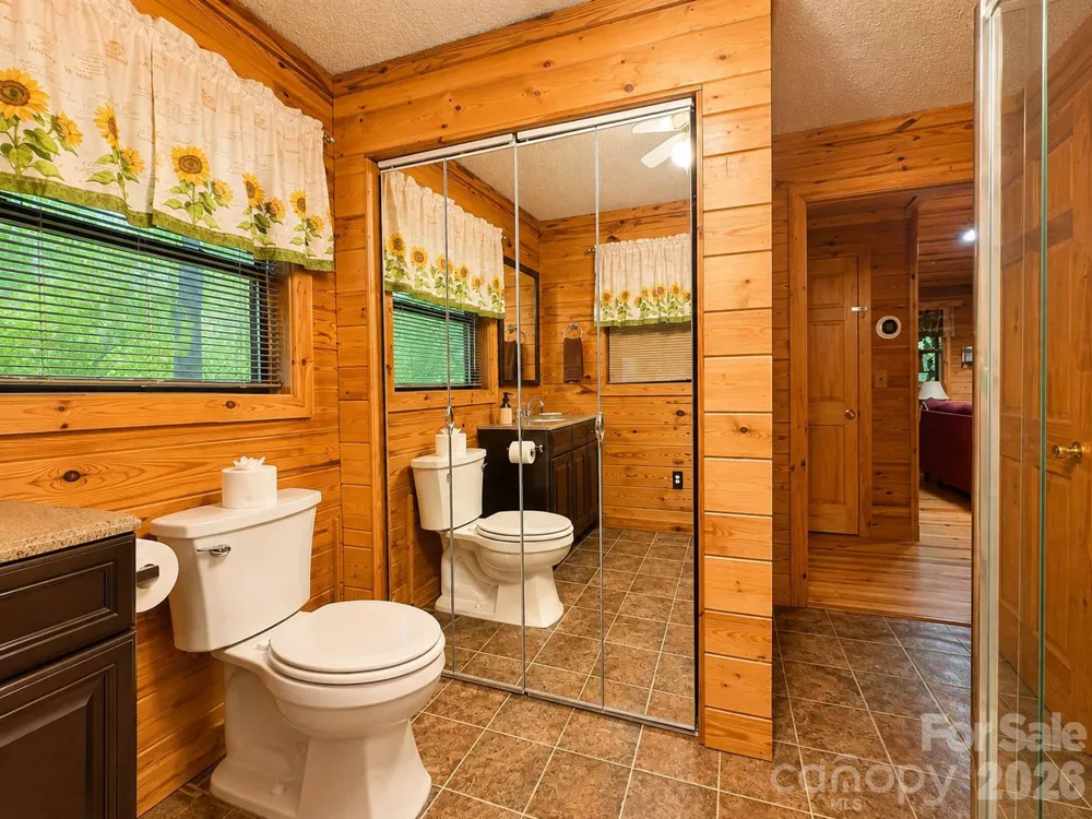 218 Tuskeegee Acres Road Robbinsville, NC 28771