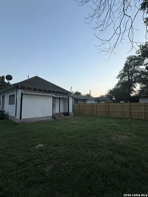 115 Querida Ave San Antonio, TX 78226