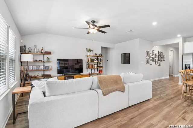 10738 YELLOWTAIL BLVD Boerne, TX 78006
