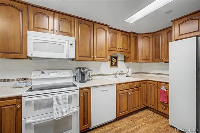 13609 E Cornell Avenue #206 Aurora, CO 80014