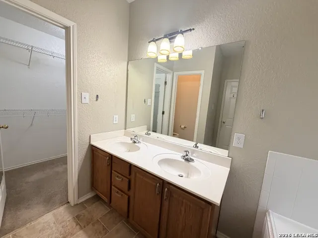 3409 WHISPER MNR Schertz, TX 78108
