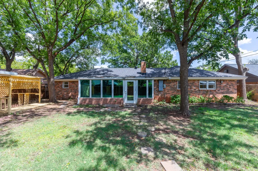 2234 Brentwood Drive Abilene, TX 79605