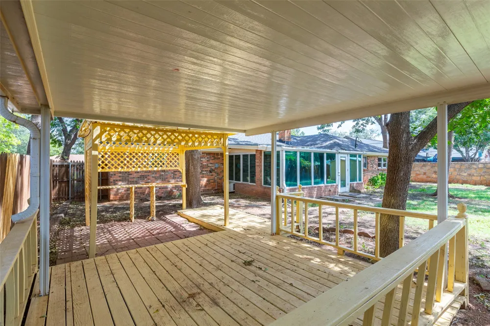 2234 Brentwood Drive Abilene, TX 79605