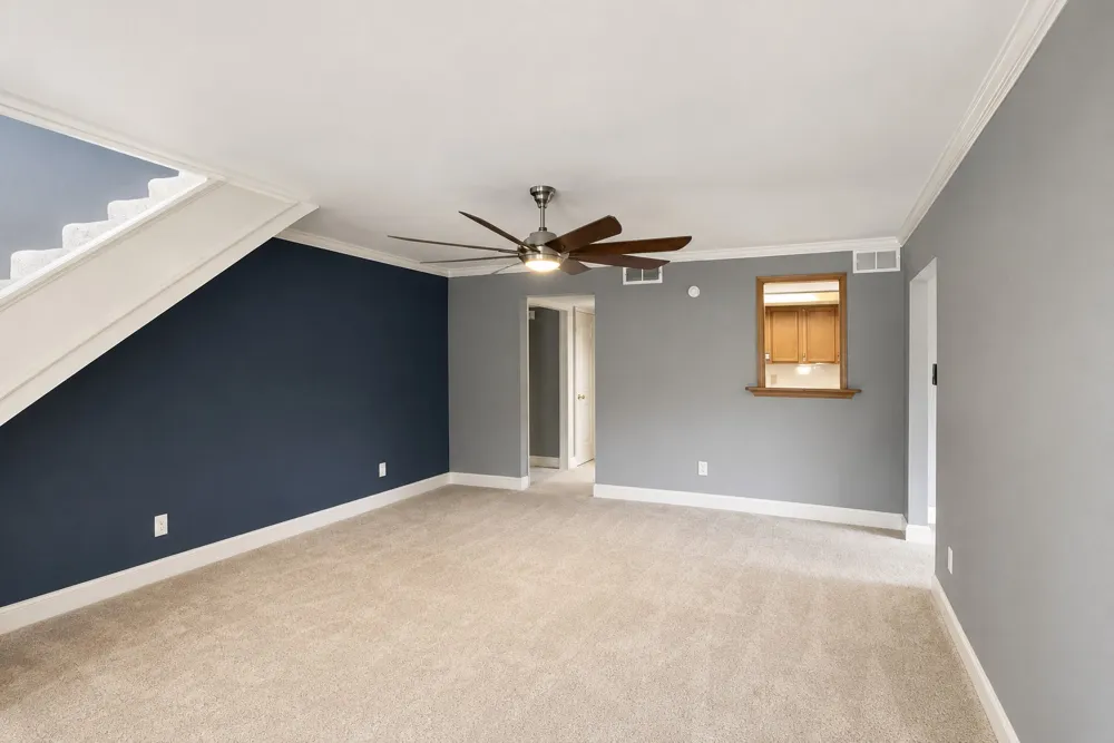 730 Valiant Circle Garland, TX 75043