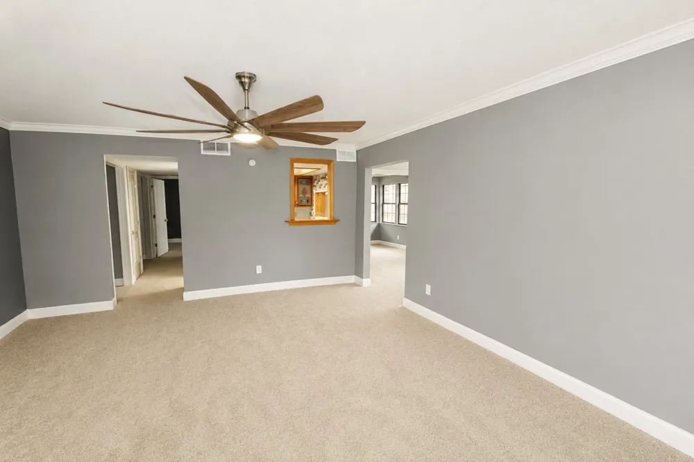 730 Valiant Circle Garland, TX 75043
