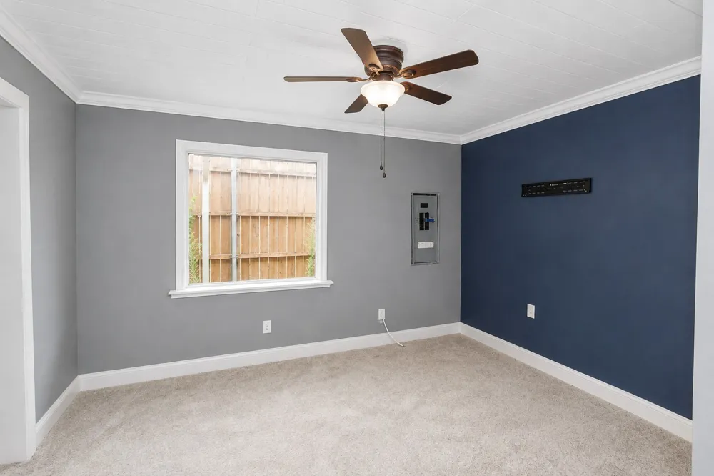 730 Valiant Circle Garland, TX 75043