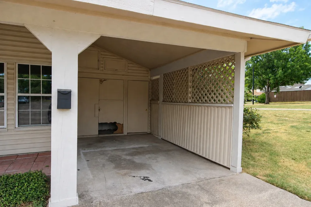 730 Valiant Circle Garland, TX 75043