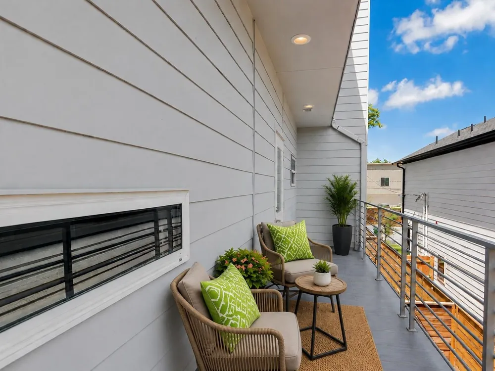 219 Pheasant Street #C Houston, TX 77018