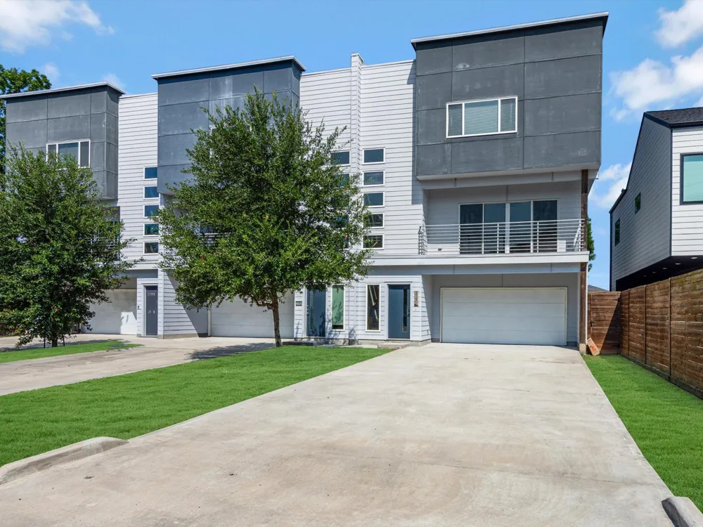 219 Pheasant Street #C Houston, TX 77018