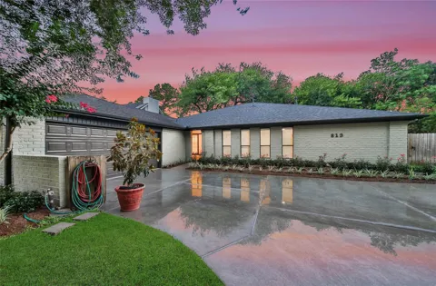 813 E Green Belt Drive