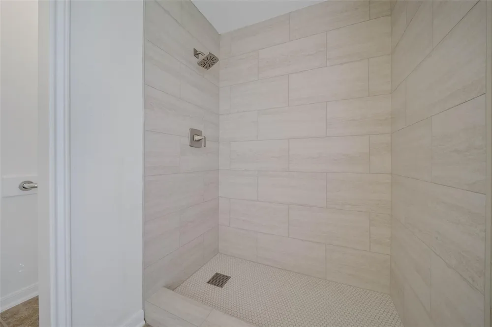 813 E Green Belt Drive Sugar Land, TX 77498