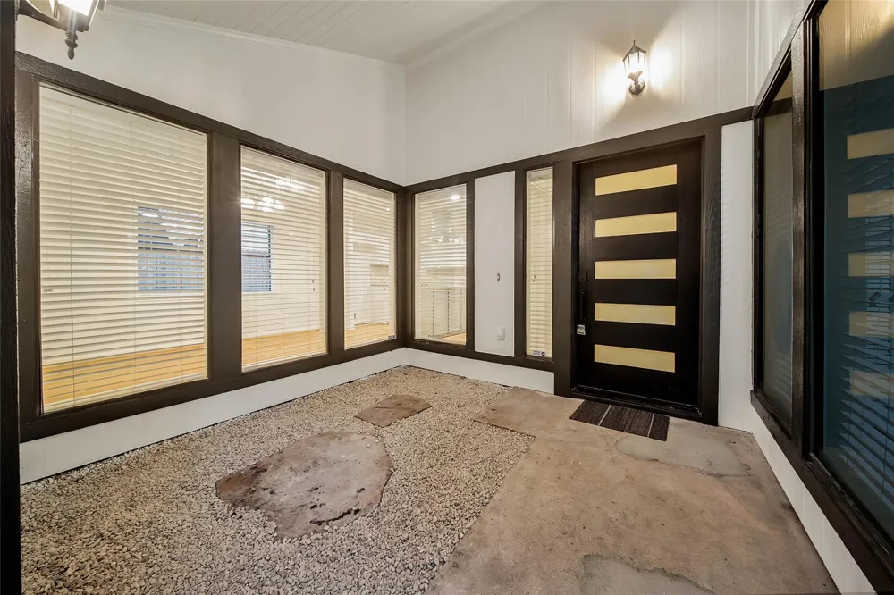 813 E Green Belt Drive Sugar Land, TX 77498
