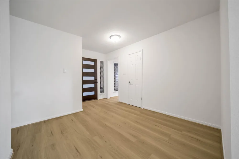 813 E Green Belt Drive Sugar Land, TX 77498