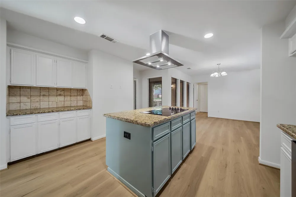 813 E Green Belt Drive Sugar Land, TX 77498