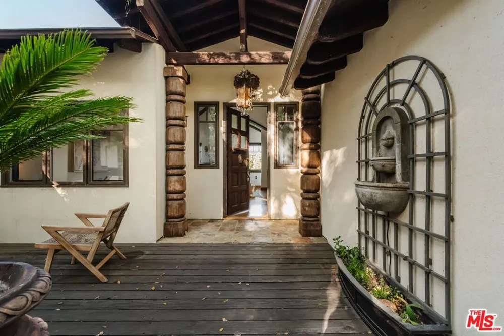 1273 Fernwood Pacific Drive Topanga, CA 90290