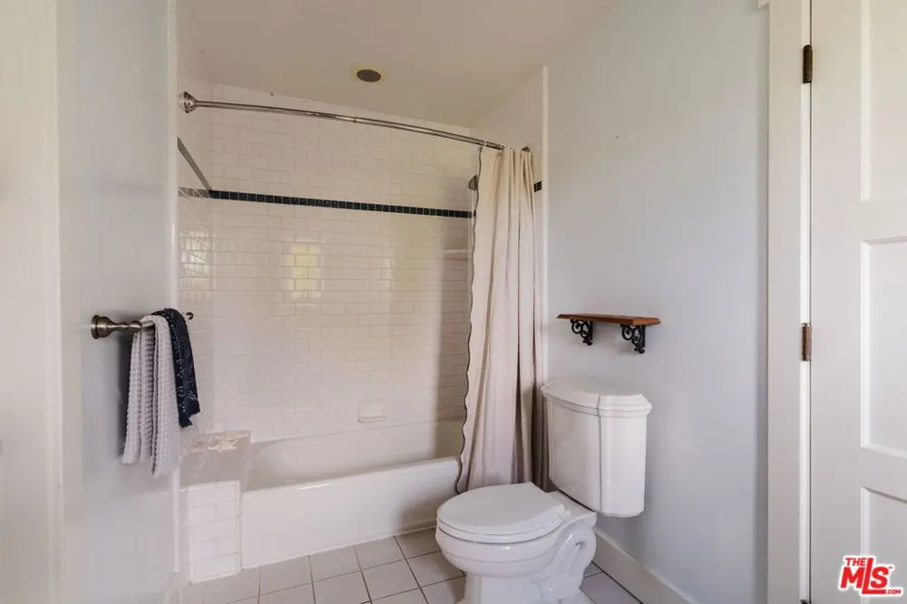 1273 Fernwood Pacific Drive Topanga, CA 90290