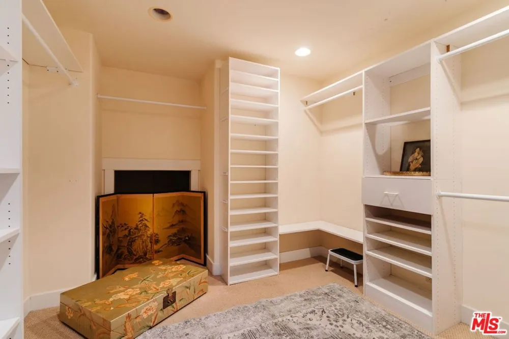 1273 Fernwood Pacific Drive Topanga, CA 90290