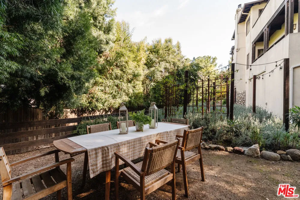 1273 Fernwood Pacific Drive Topanga, CA 90290