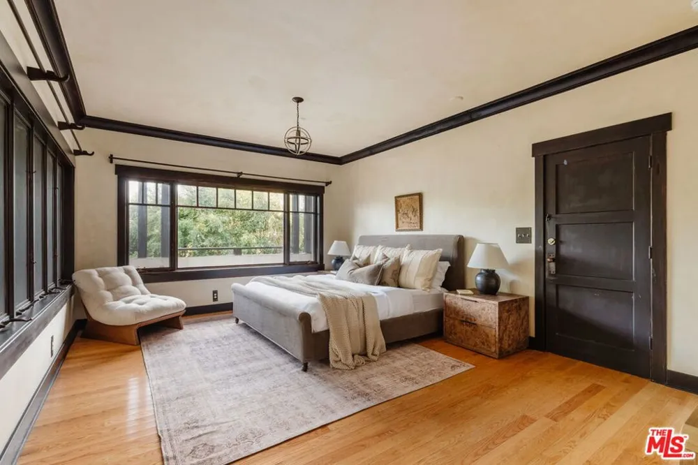 1273 Fernwood Pacific Drive Topanga, CA 90290