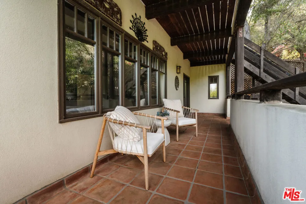 1273 Fernwood Pacific Drive Topanga, CA 90290