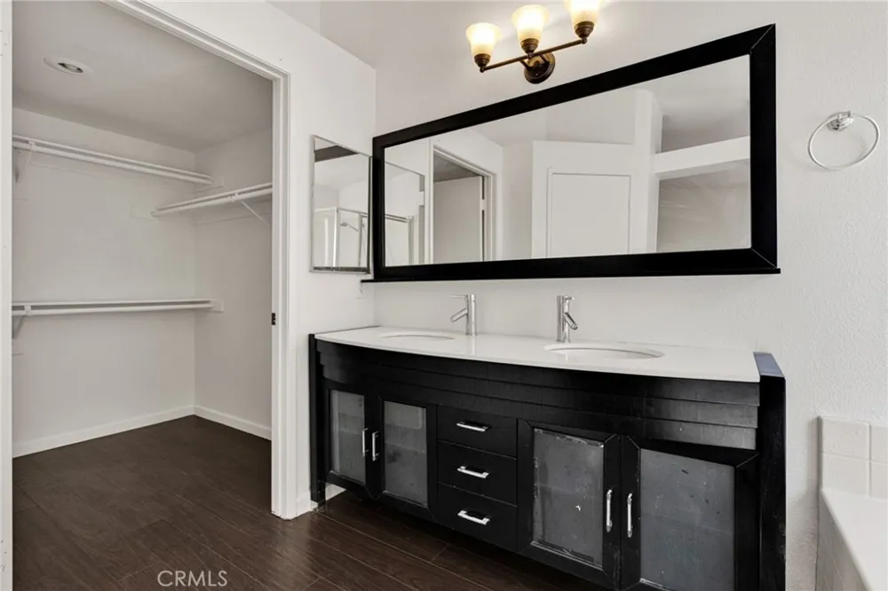 13759 Clear Valley Victorville, CA 92392