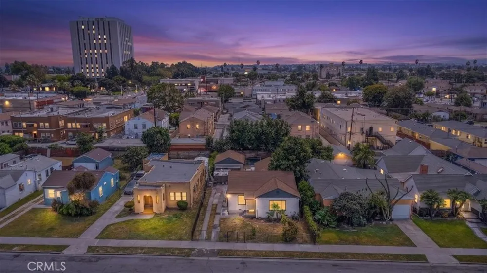 322 W School Street Compton, CA 90220